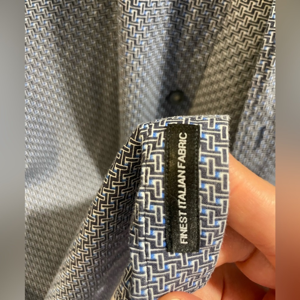 Hugo Boss short sleeve button down shirt - Picture 3 of 6